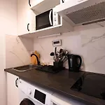 Peaceful Flat Martyrs For 6 Guests Parijs