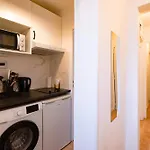 Peaceful Flat Martyrs For 6 Guests Appartement