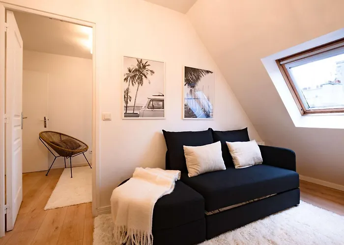 Apartment Peaceful Flat Martyrs For 6 Guests