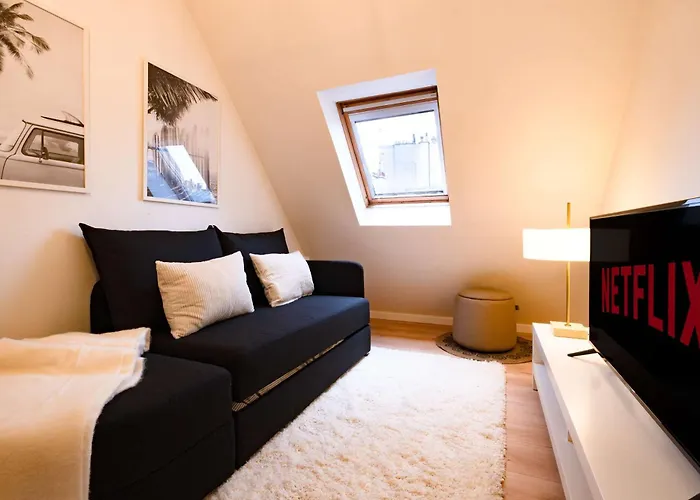 Peaceful Flat Martyrs For 6 Guests *